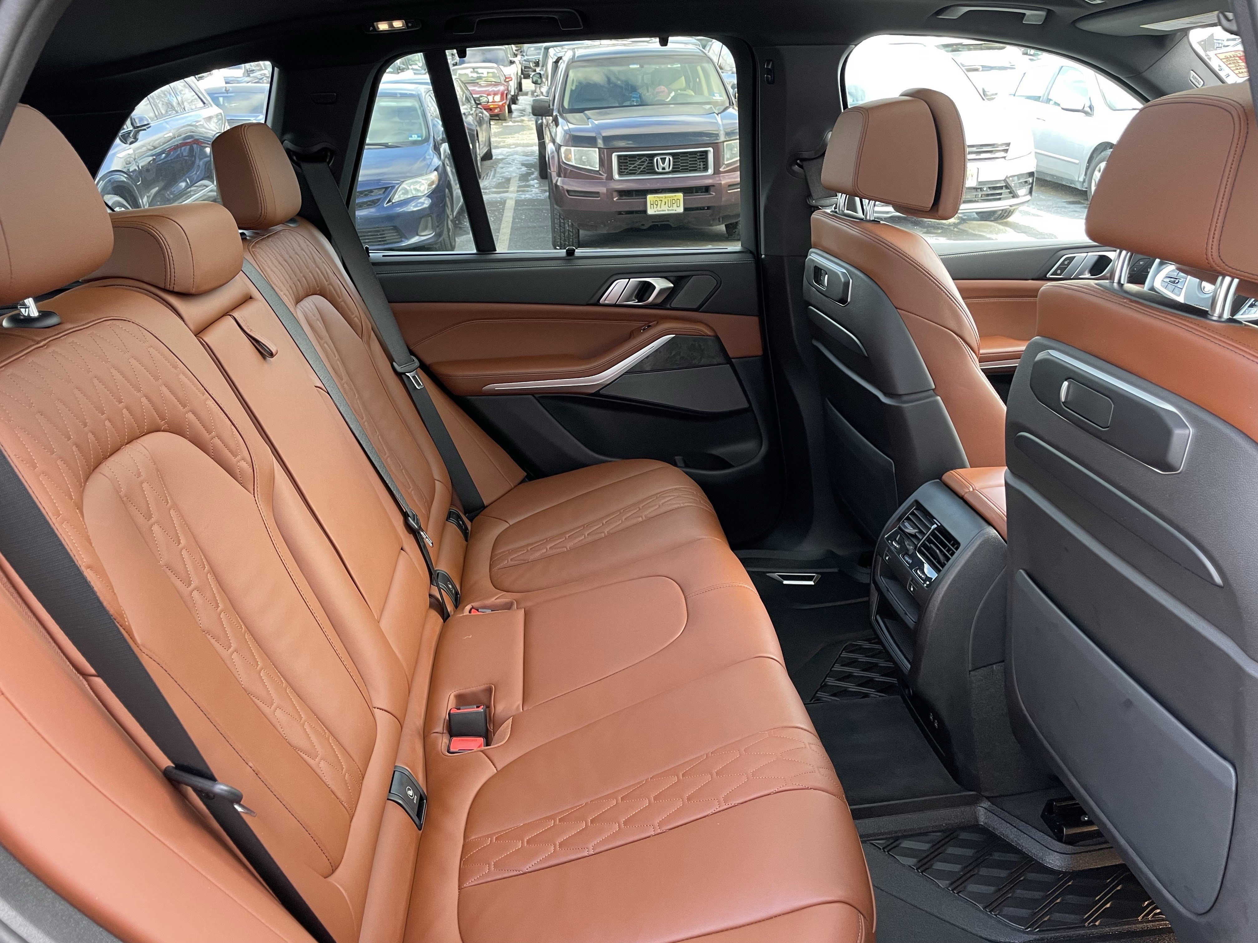 Used 2024 BMW X5 xDrive40i w/ Executive Package image 31