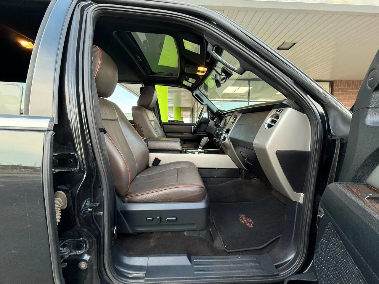 Used 2015 Ford Expedition EL King Ranch image 17