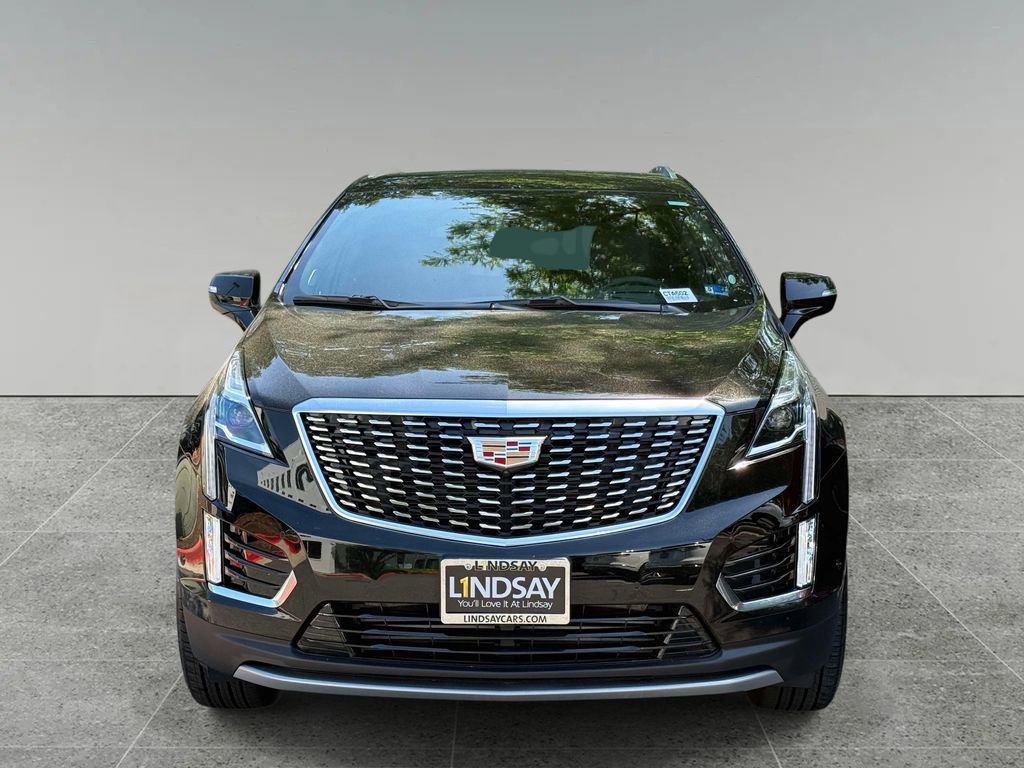 Used 2025 Cadillac XT5 Premium Luxury w/ Technology Package AWD/4WD image 8