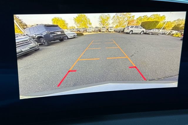 Used 2024 Cadillac XT4 Premium Luxury image 27