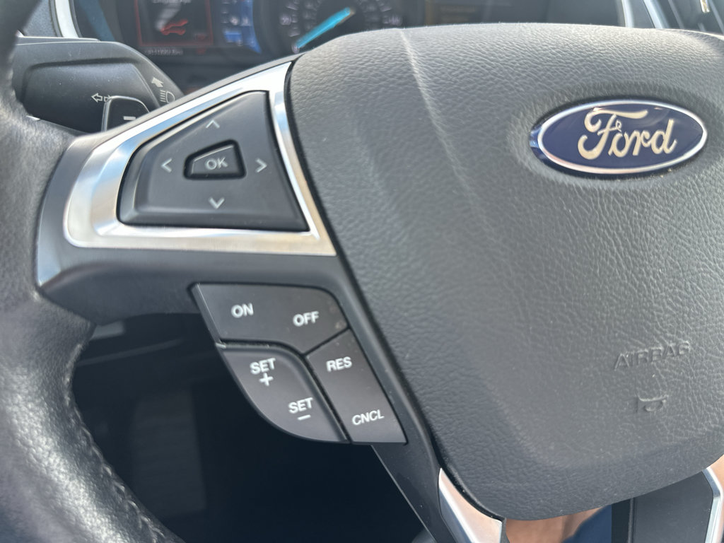 Used 2017 Ford Edge SEL w/ Equipment Group 201A AWD/4WD image 18