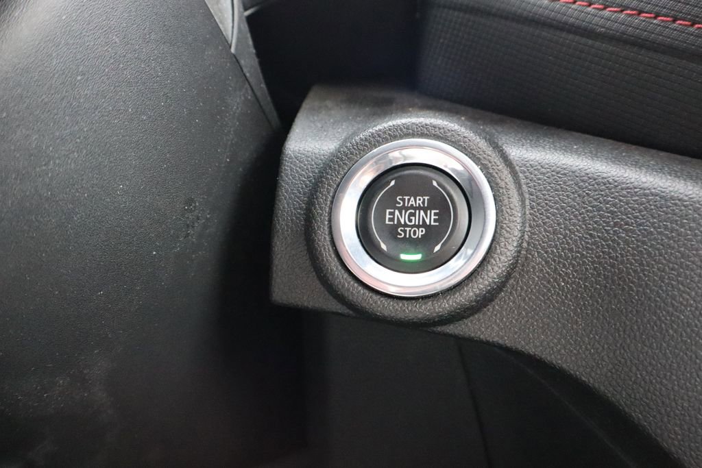 Used 2023 Chevrolet TrailBlazer RS w/ Sun and Liftgate Package image 12