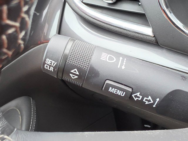 Used 2019 Buick Encore Essence w/ Experience Buick Package image 37