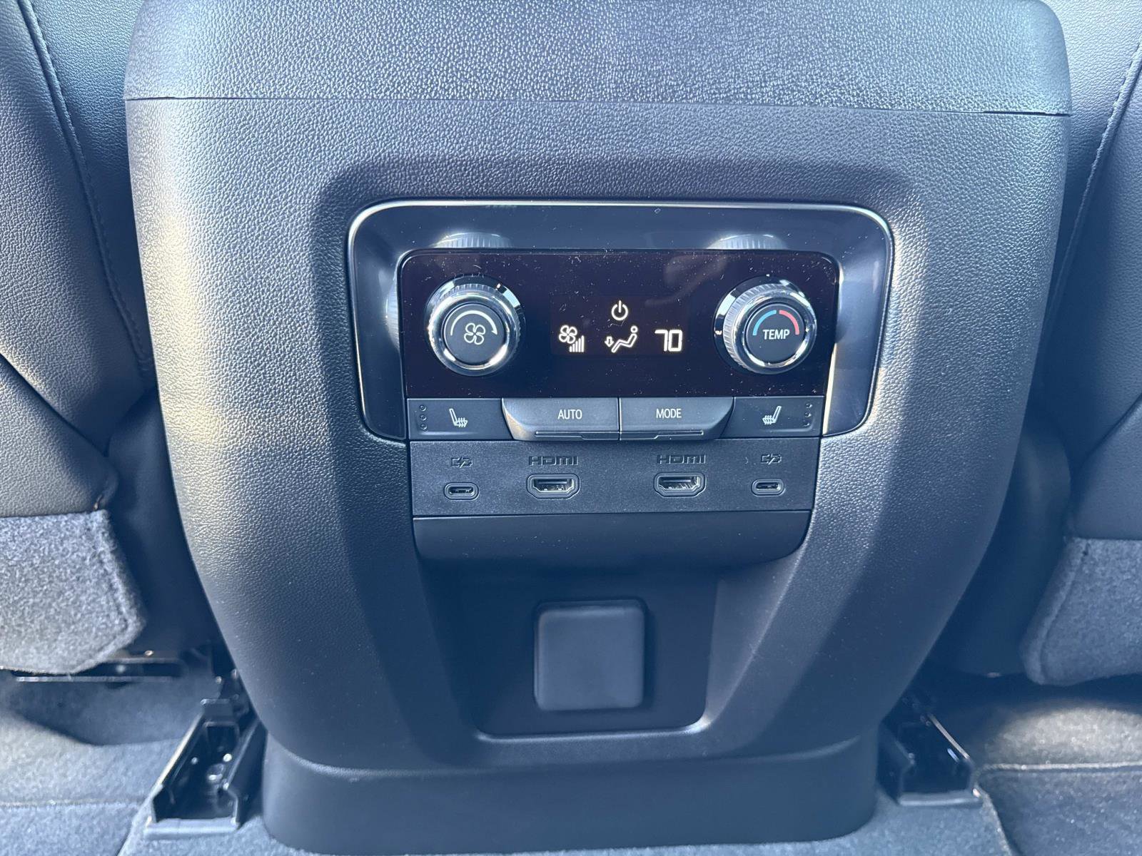 New 2026 Chevrolet Tahoe High Country image 35