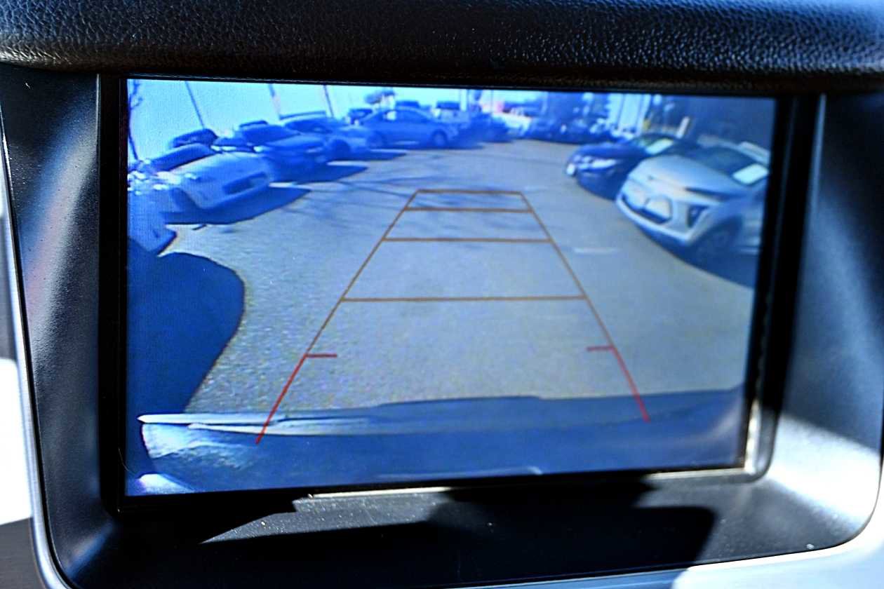 Used 2018 GMC Yukon XL SLT image 33