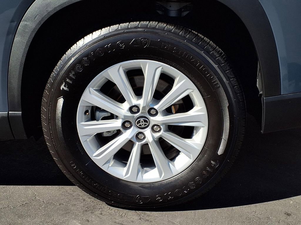 Certified 2024 Toyota Grand Highlander XLE image 30