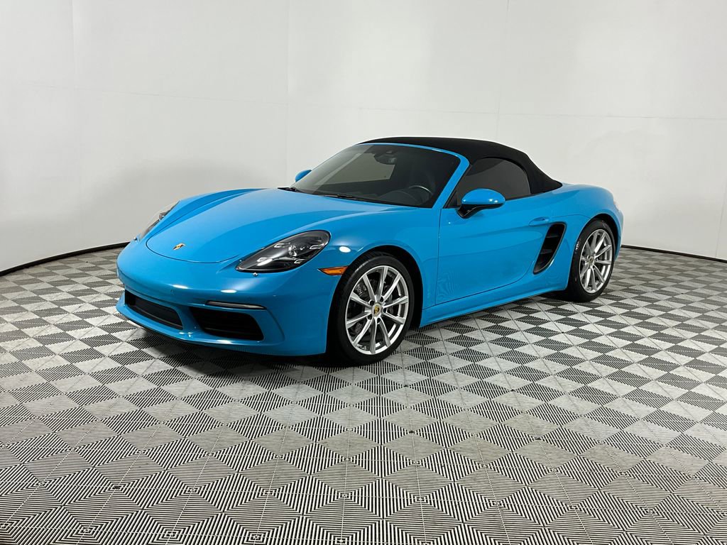 Used 2017 Porsche 718 Boxster RWD image 1