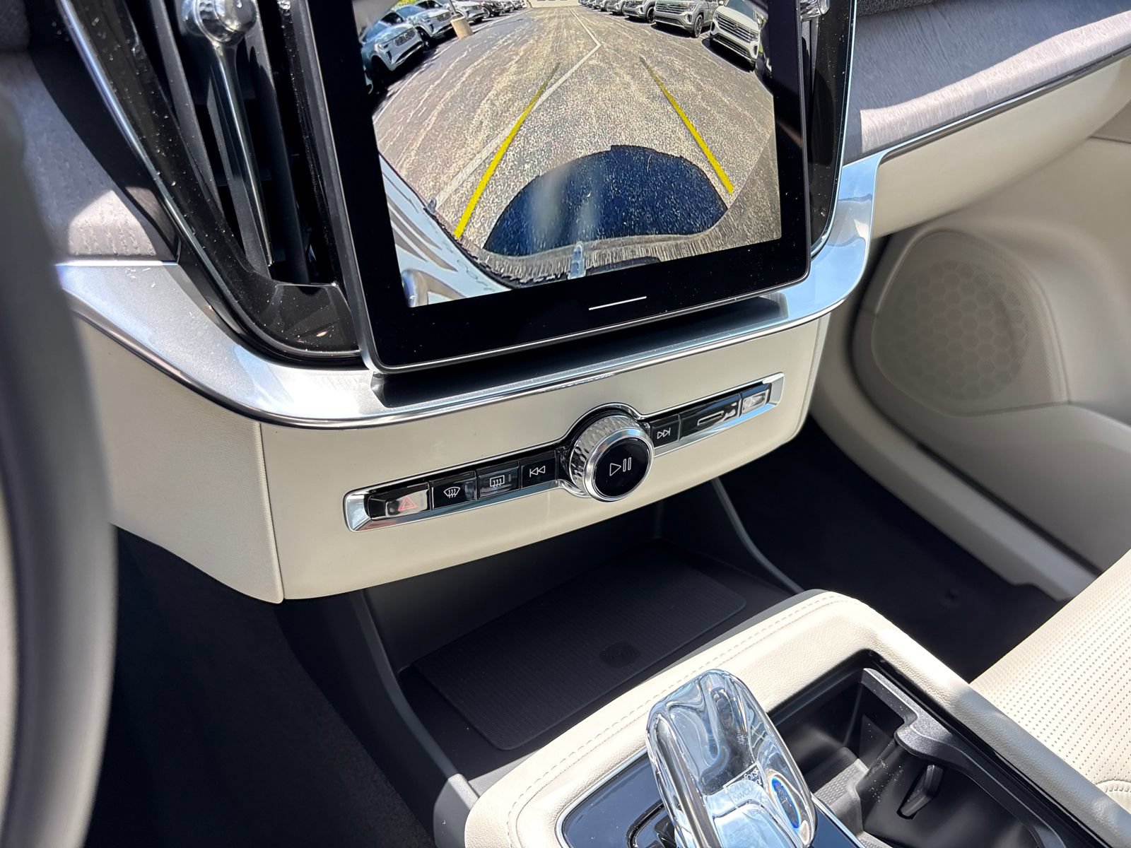 New 2026 Volvo XC90 B6 Ultra w/ Protection Package Premier AWD/4WD image 21