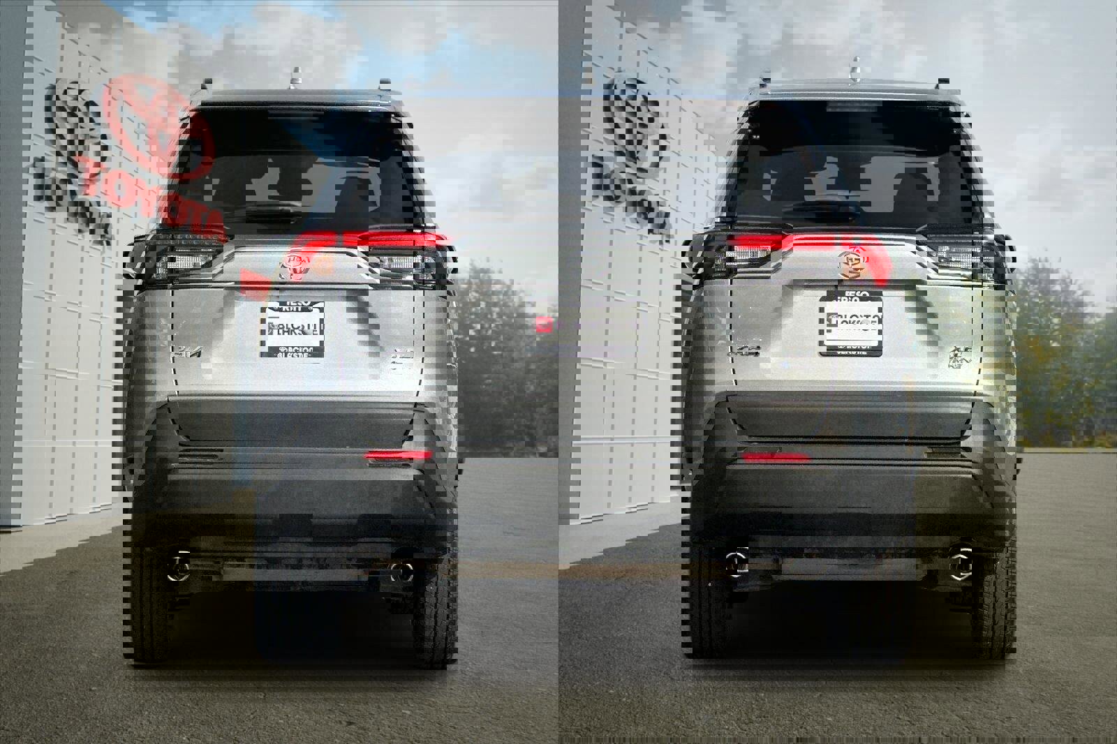 Certified 2025 Toyota RAV4 XLE image 4