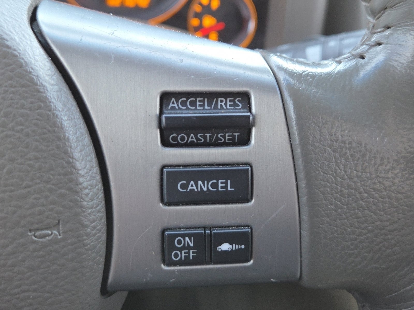 Used 2008 INFINITI FX35 AWD w/ Technology Pkg image 7