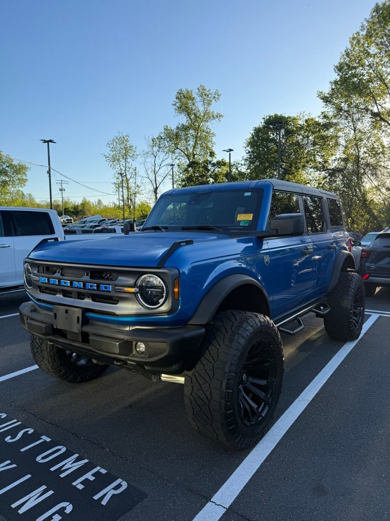 Used 2022 Ford Bronco Big Bend AWD/4WD image 2