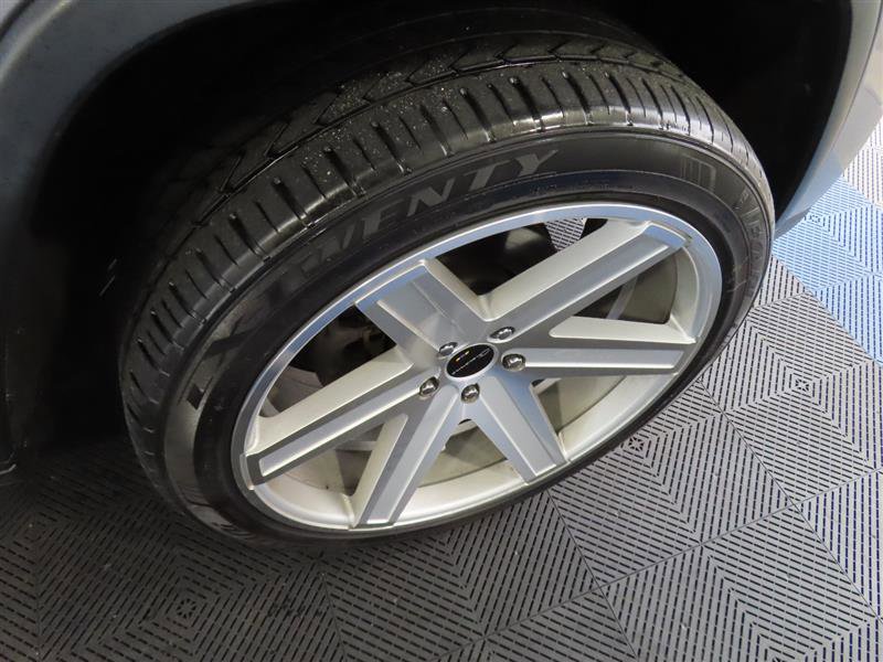 Used 2015 Jeep Grand Cherokee Limited w/ Luxury Group II image 9