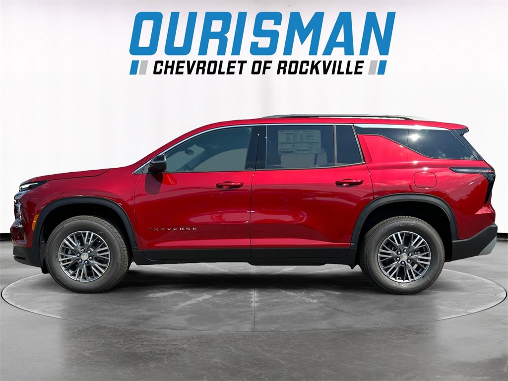 New 2026 Chevrolet Traverse LT image 3