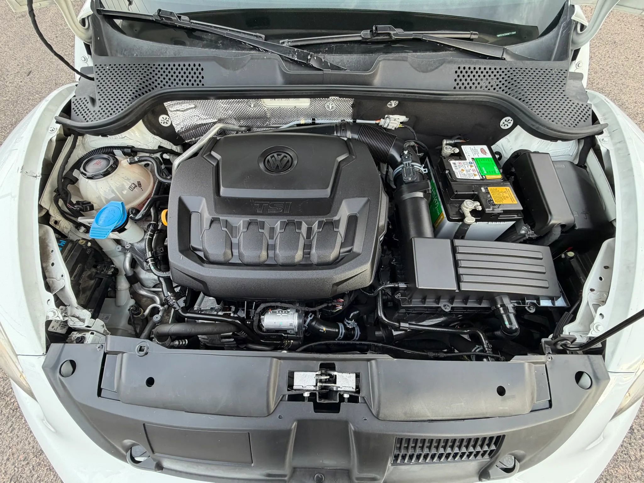 Used 2019 Volkswagen Beetle 2.0T S image 35