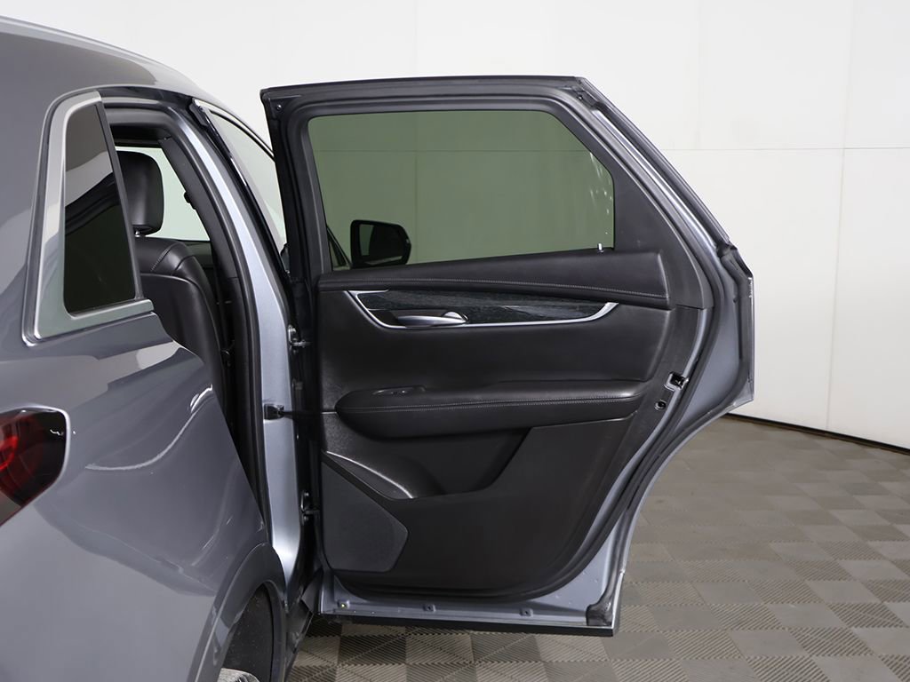 Used 2021 Cadillac XT5 Premium Luxury image 23