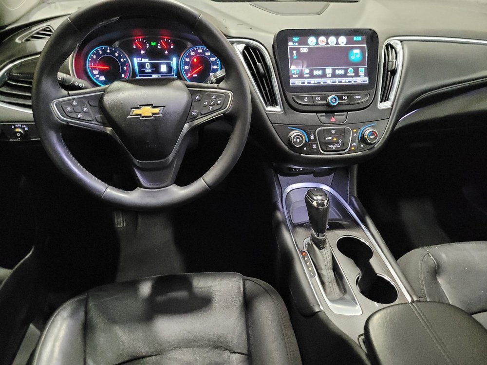 Used 2018 Chevrolet Malibu LT w/ Leather Package FWD image 22