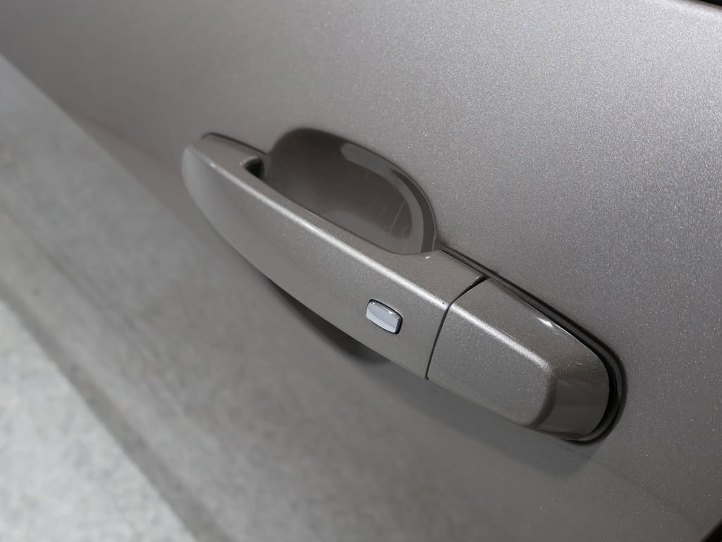 Used 2023 Chevrolet Malibu LS image 9