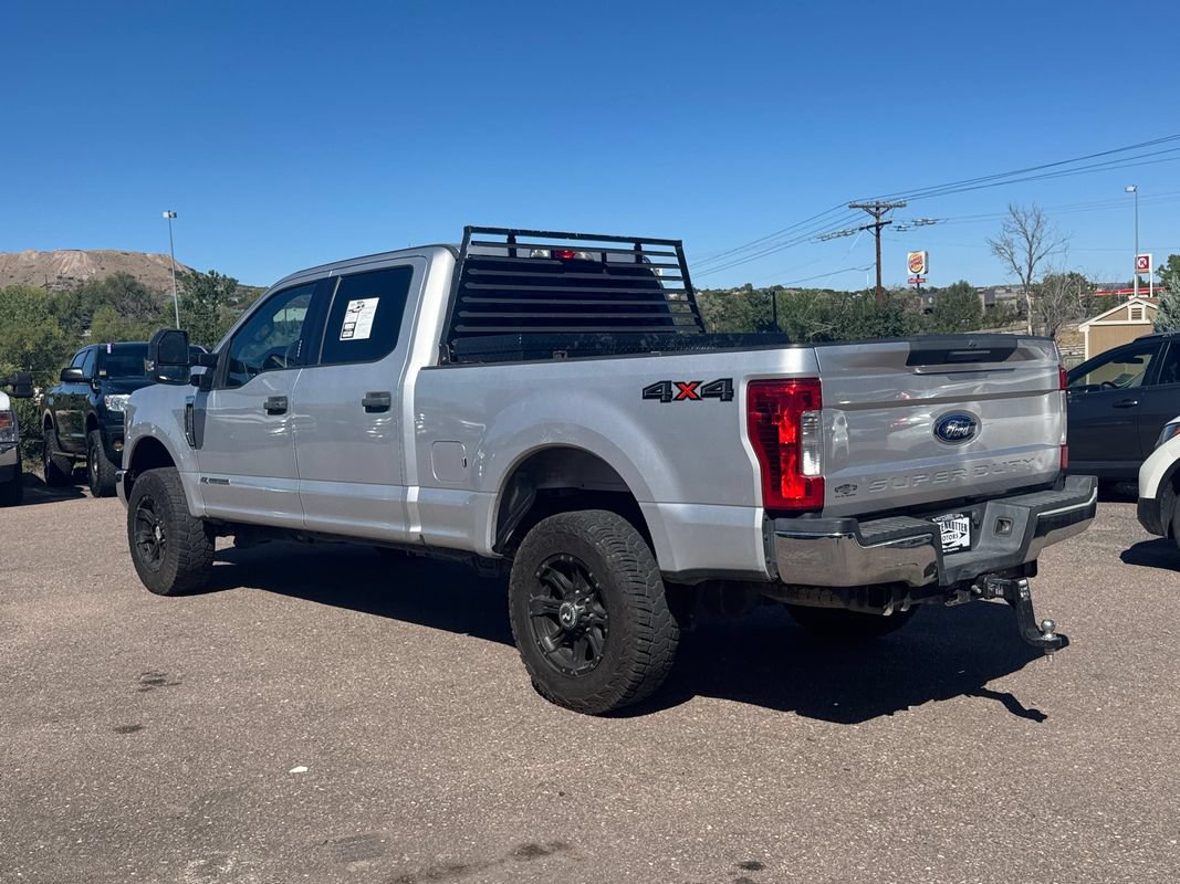 Used 2018 Ford F250 XLT AWD/4WD image 3