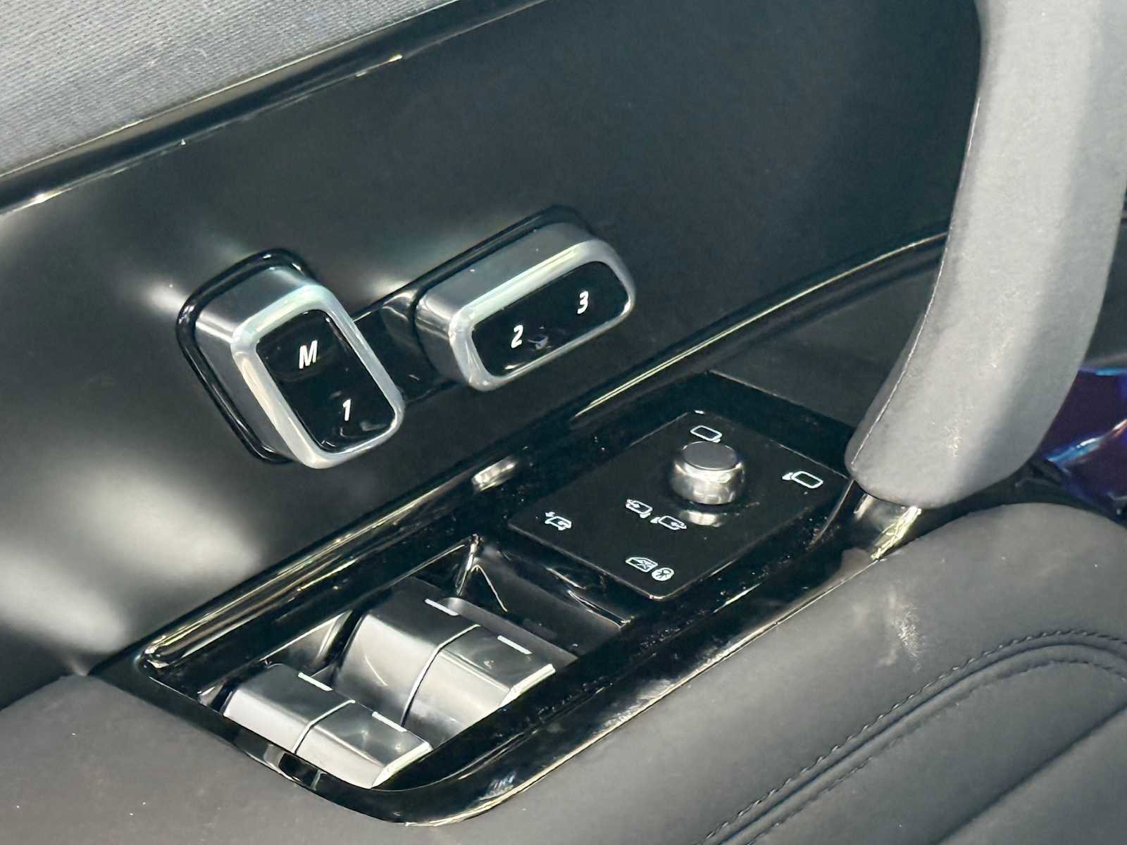 New 2025 Land Rover Range Rover Sport SV Edition Two image 20