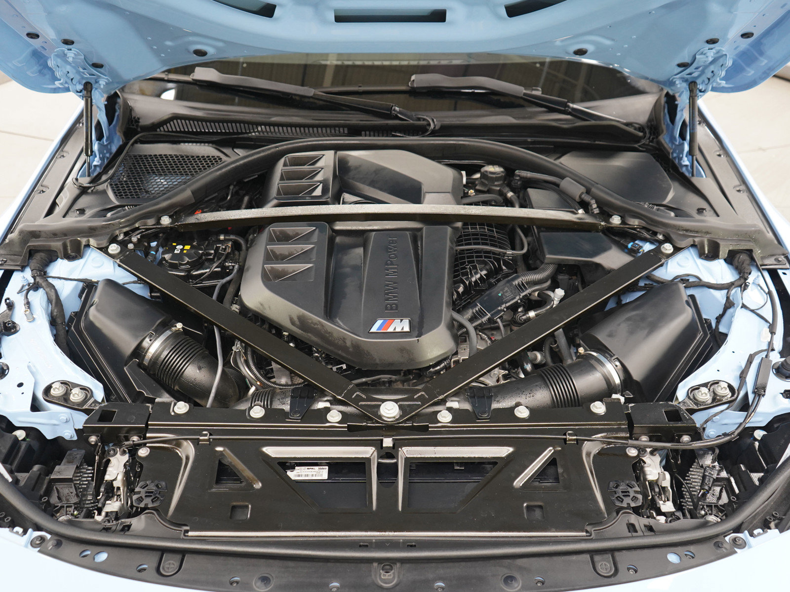 Used 2024 BMW M2 RWD image 30