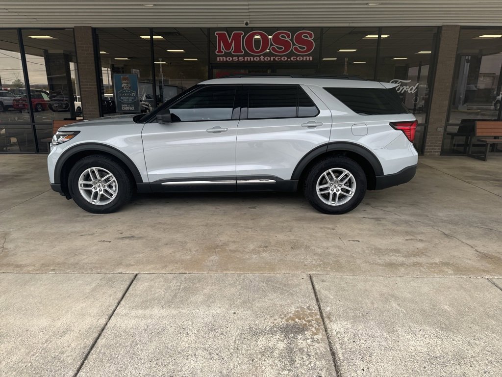 Certified 2025 Ford Explorer Active w/ Active Comfort Package image 7