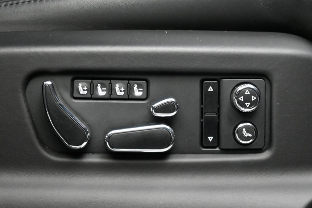 Used 2019 Bentley Bentayga image 65