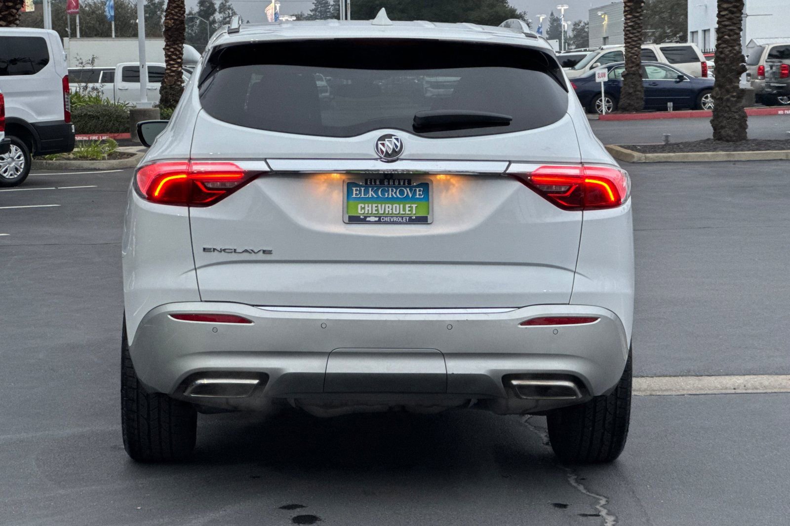 Certified 2023 Buick Enclave Essence image 4