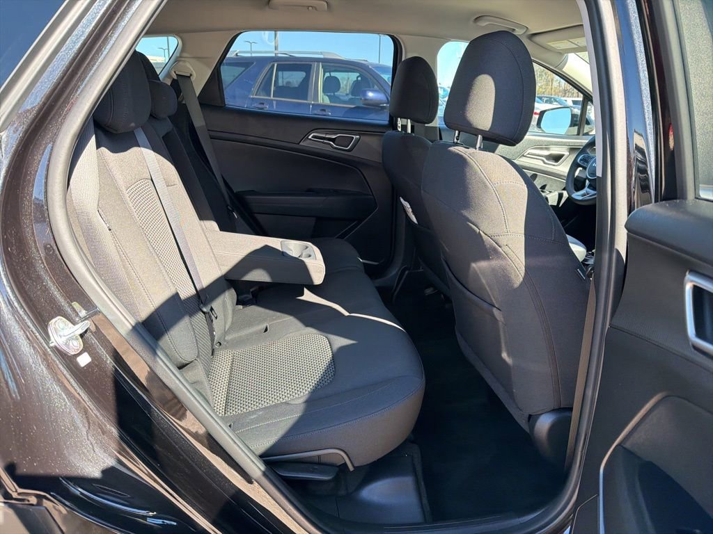 Certified 2024 Kia Sportage LX image 29