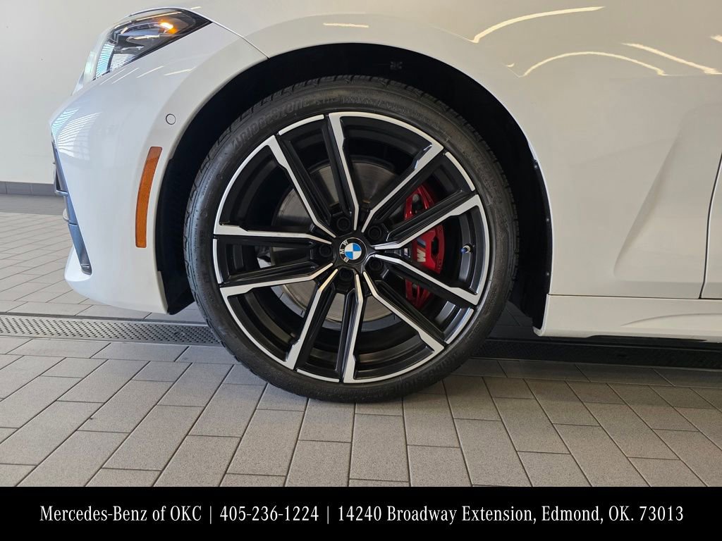 Used 2024 BMW 440i xDrive Coupe w/ Premium Package image 9