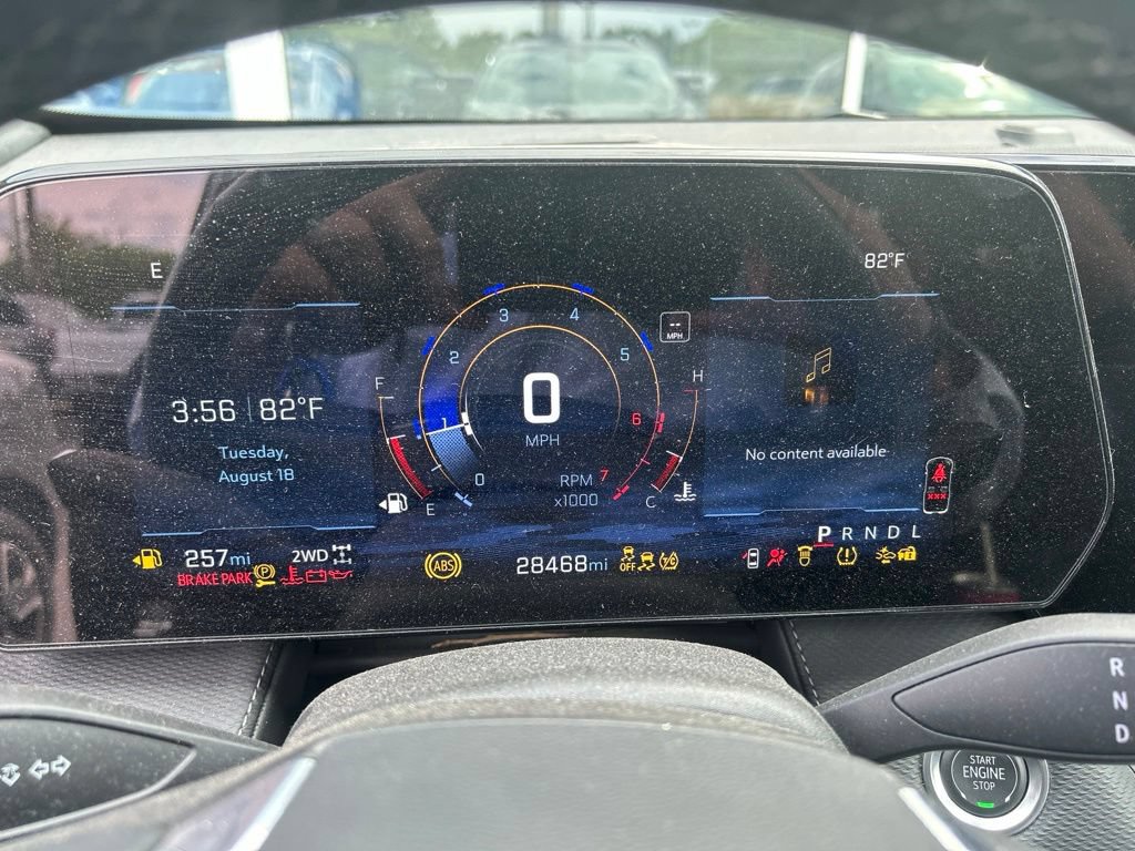 Used 2025 Chevrolet Equinox LT w/ Safety and Technology Package AWD/4WD image 10