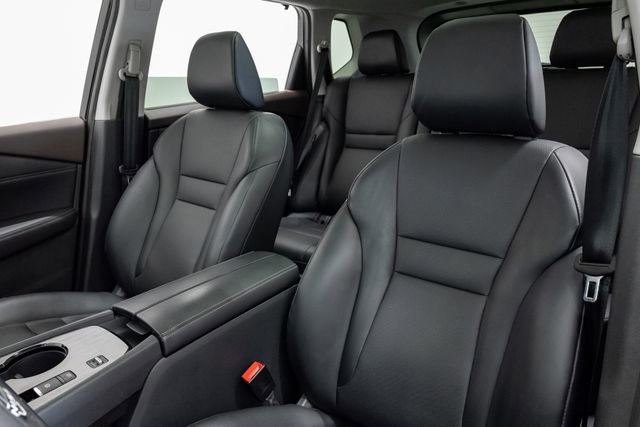 Used 2023 Nissan Rogue SV w/ SV Premium B Package image 11