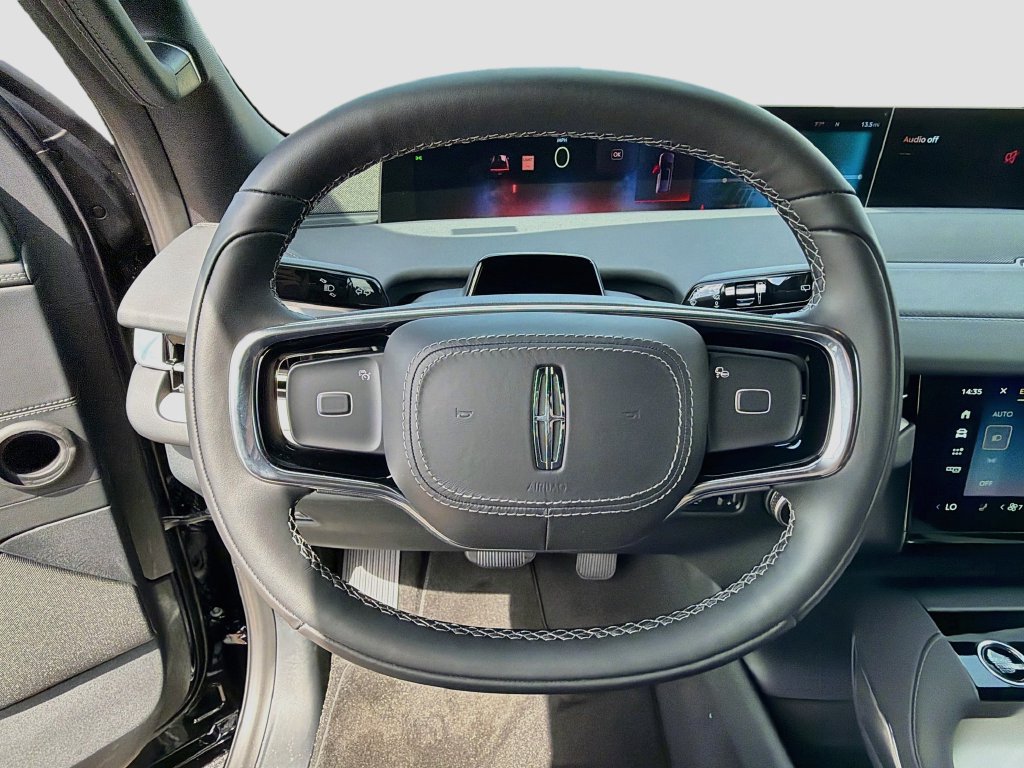 New 2027 Lincoln Navigator Reserve w/ Jet Appearance Package AWD/4WD image 11