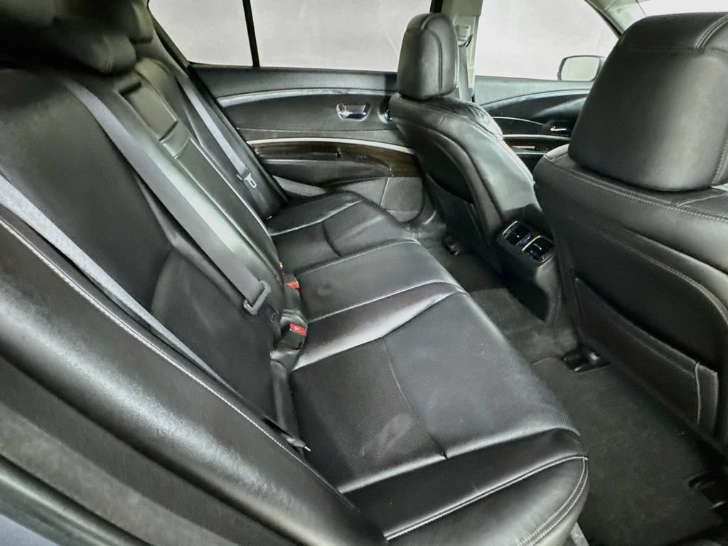 Used 2014 Acura RLX w/ Technology Package FWD image 34