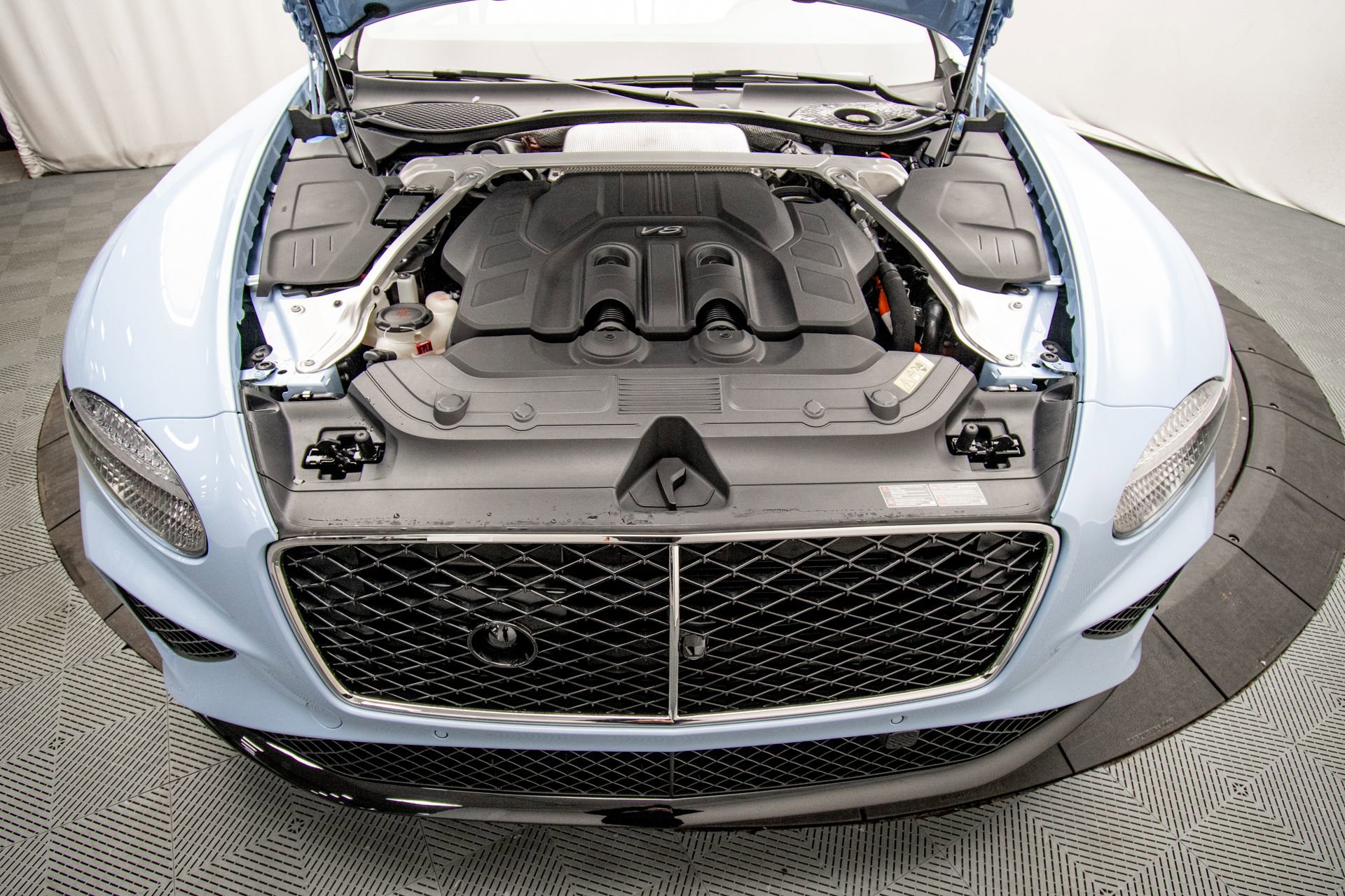 New 2026 Bentley Continental GTC AWD/4WD image 43