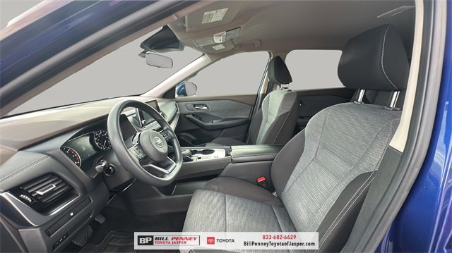 Used 2021 Nissan Rogue SV image 11