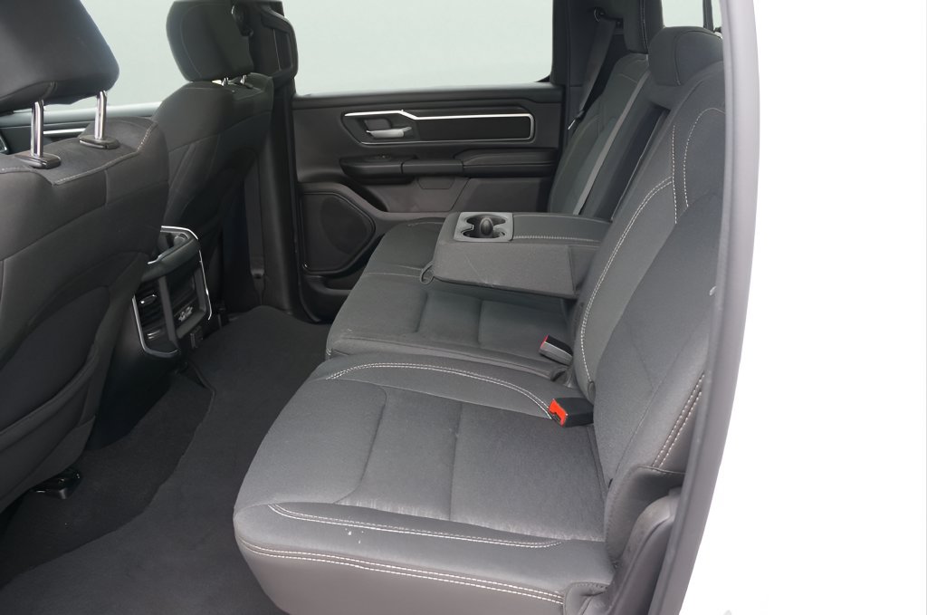 Used 2025 RAM 1500 Big Horn AWD/4WD image 11