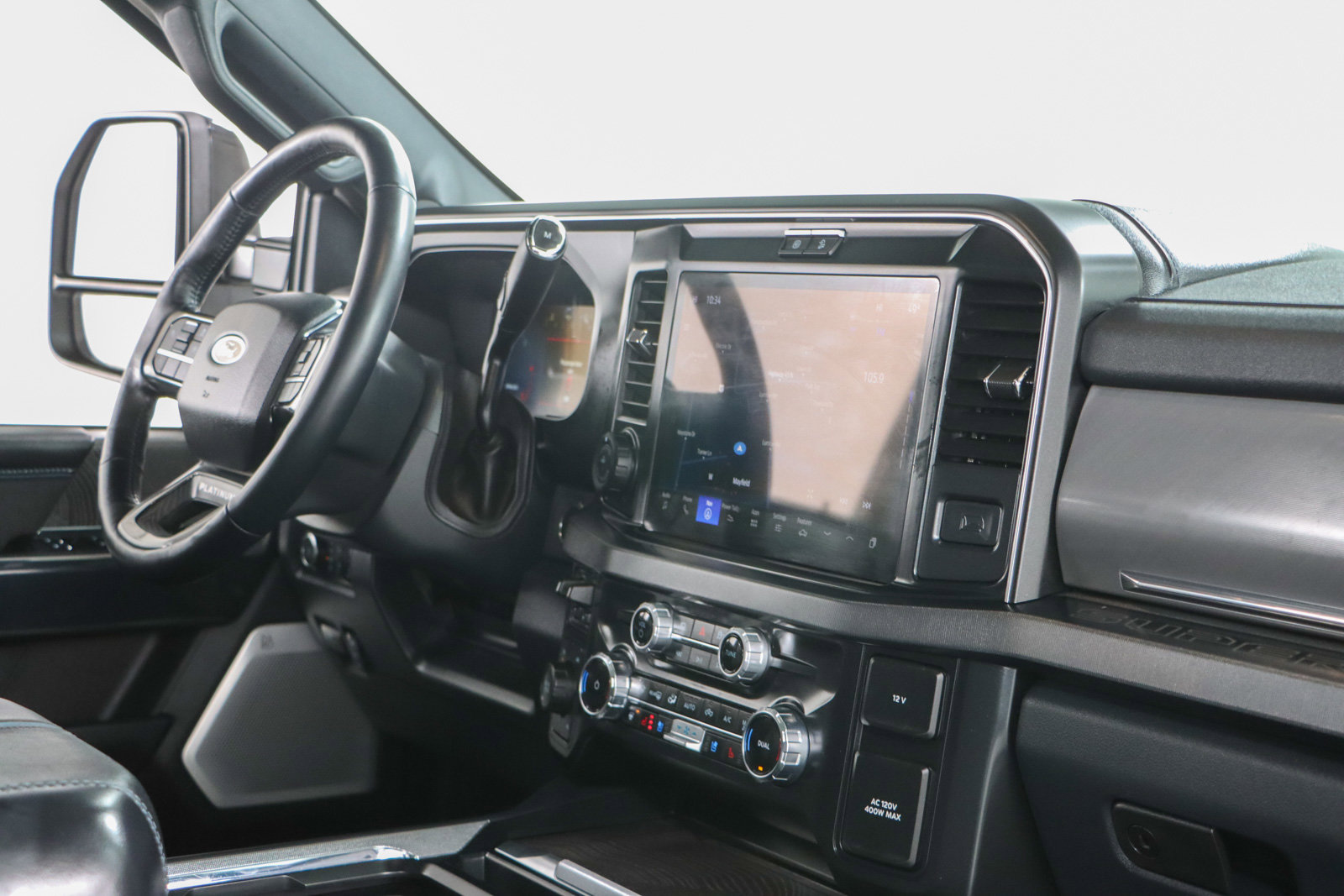 Used 2025 Ford F450 Platinum w/ FX4 Off-Road Package image 29