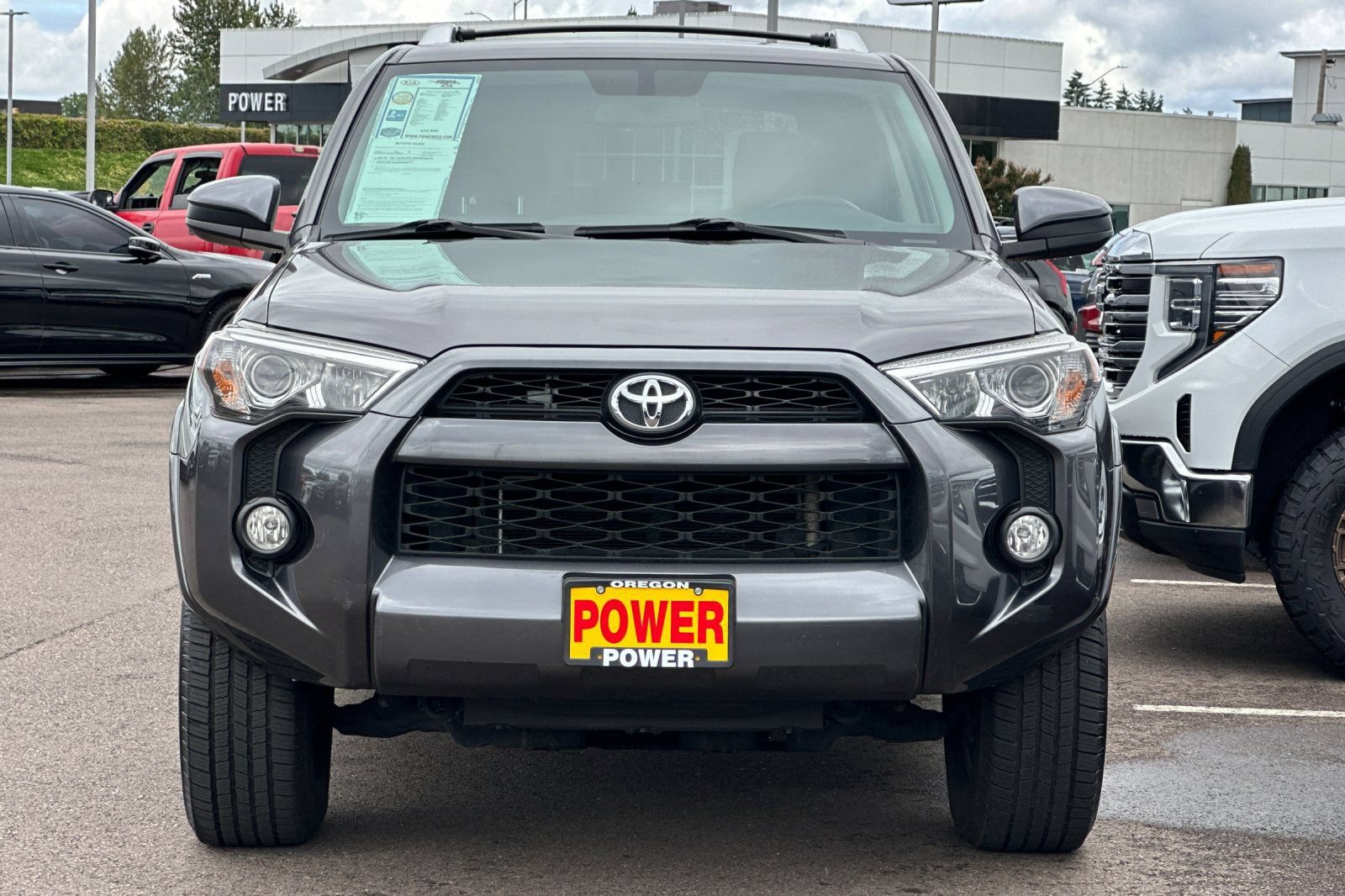 Used 2016 Toyota 4Runner SR5 AWD/4WD image 9