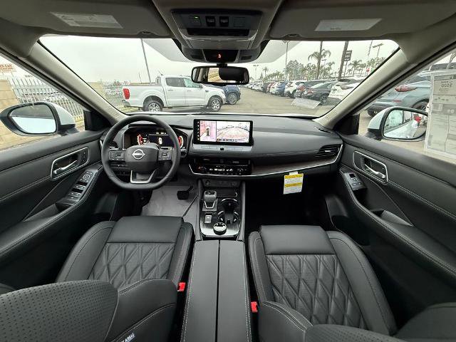 New 2026 Nissan Rogue Platinum w/ Tech Package image 14