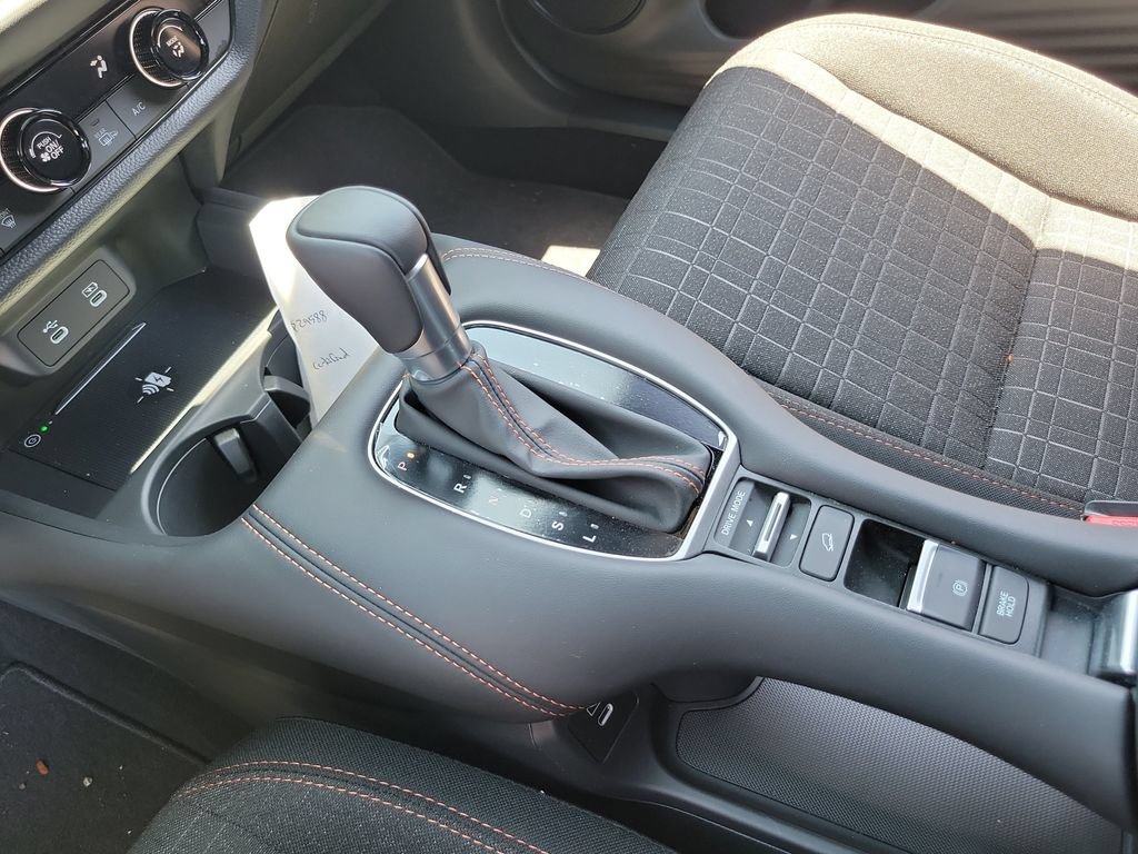 Certified 2027 Honda HR-V Sport image 32