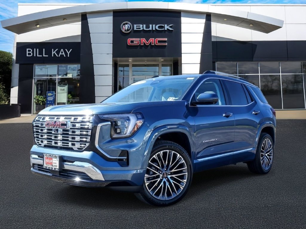 Used 2026 GMC Terrain Denali AWD/4WD image 1