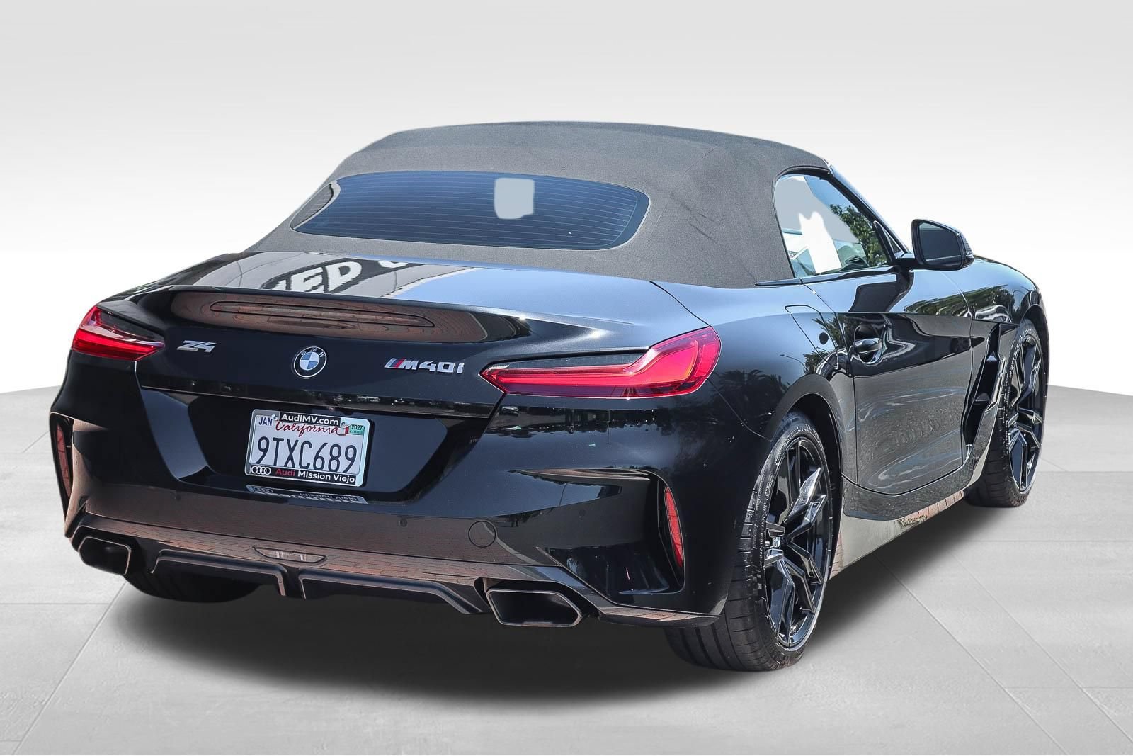 Used 2022 BMW Z4 M40i w/ Driving Assistance Package RWD image 7