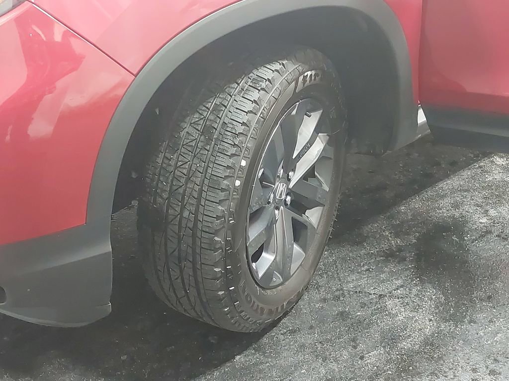 Used 2025 Honda Ridgeline Sport image 31