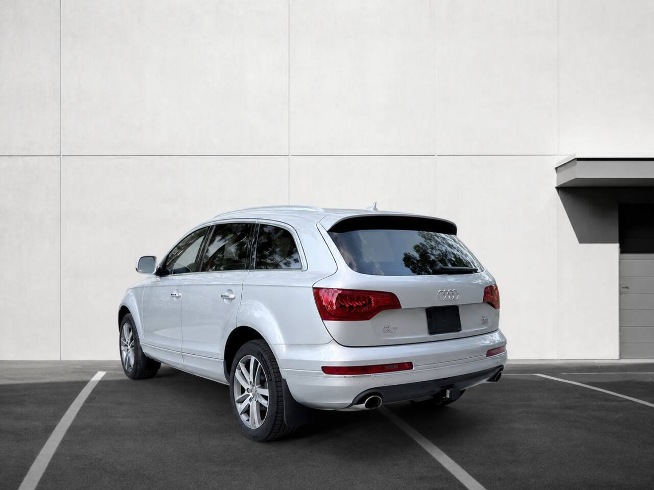 Used 2014 Audi Q7 TDI Premium Plus w/ Premium Plus Package AWD/4WD image 4