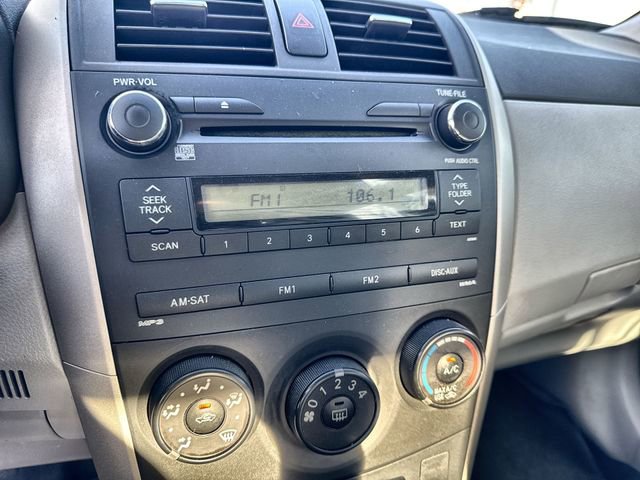 Used 2010 Toyota Corolla LE image 24