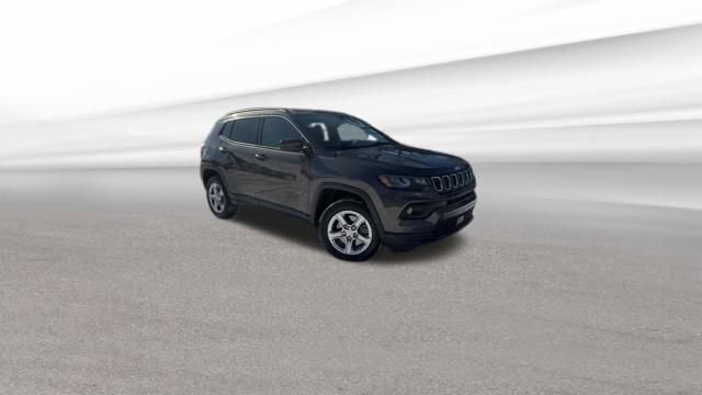Used 2024 Jeep Compass Latitude w/ Convenience Group image 42