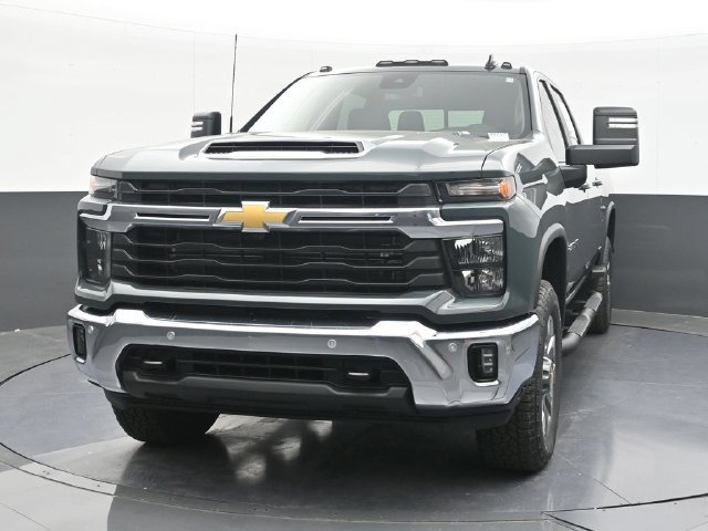 New 2026 Chevrolet Silverado 2500 LT w/ All Star Edition AWD/4WD image 2