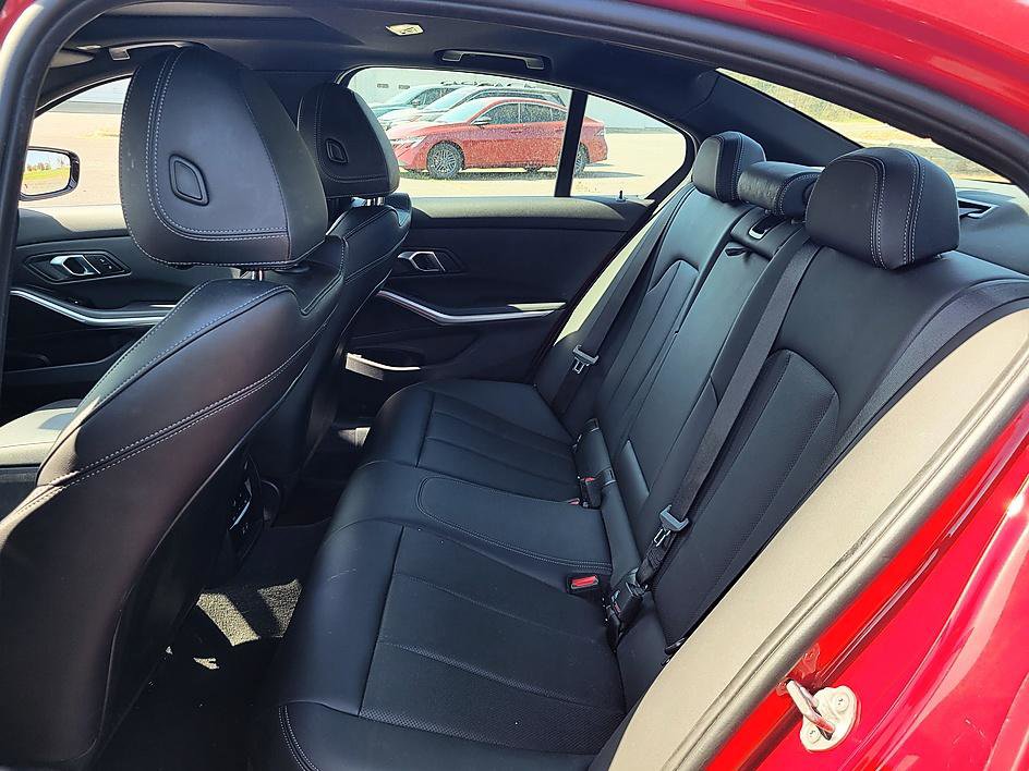 Used 2024 BMW 330e xDrive image 12