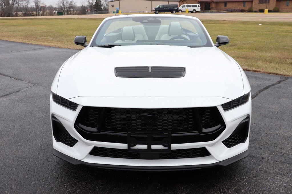 New 2026 Ford Mustang GT Premium w/ GT Performance Package image 2