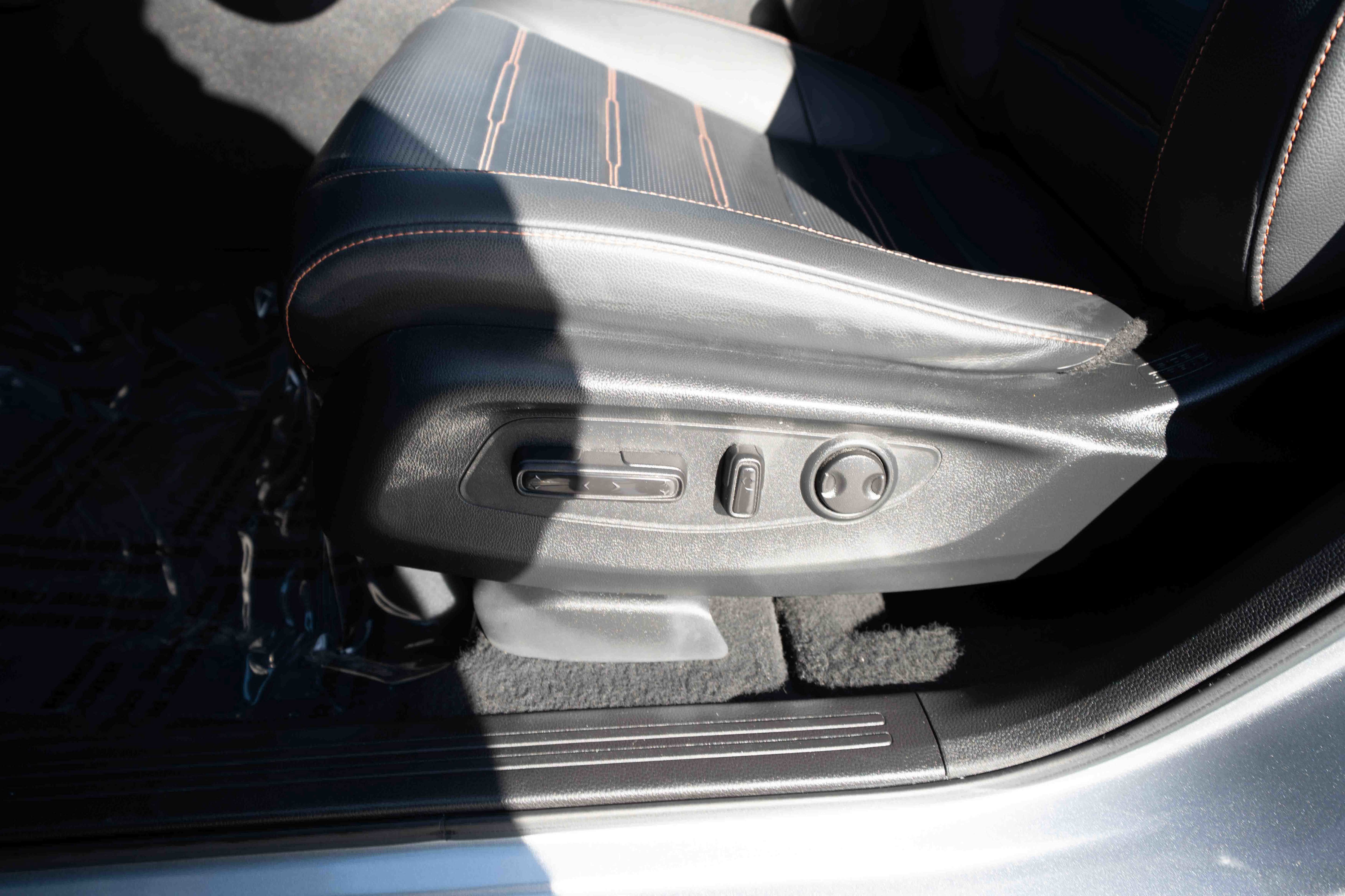 Used 2023 Honda CR-V Sport Touring image 12